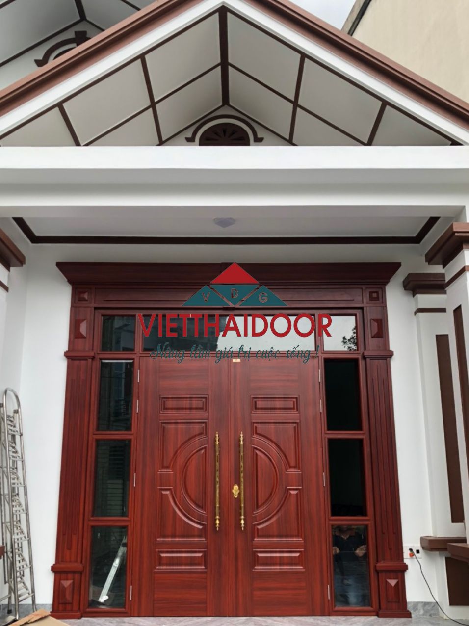 Cửa thép vân gỗ - Những sai lầm thường gặp khi chọn cửa