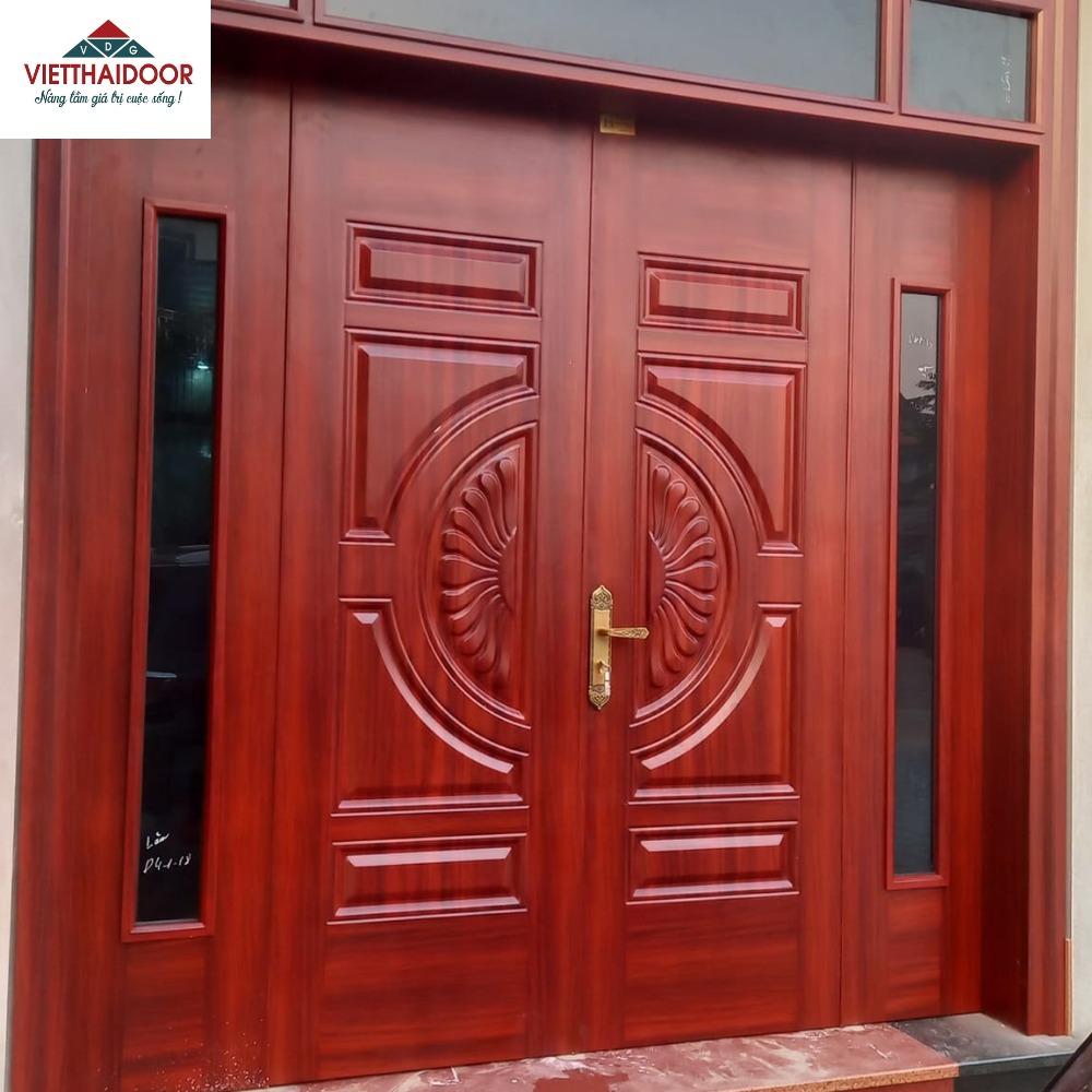 Cửa thép vân gỗ có những loại nào phổ biến hiện nay?